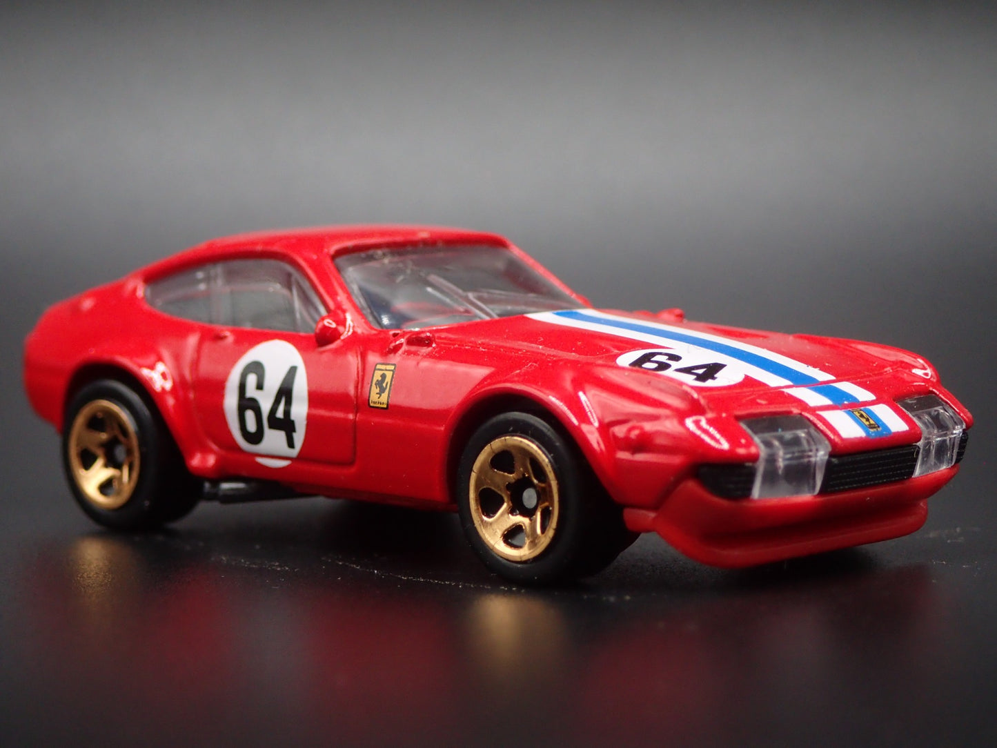 1968-1973 FERRARI 365 GTB4 COMPETIZIONE RED 1:64 SCALE DIORAMA DIECAST MODEL CAR
