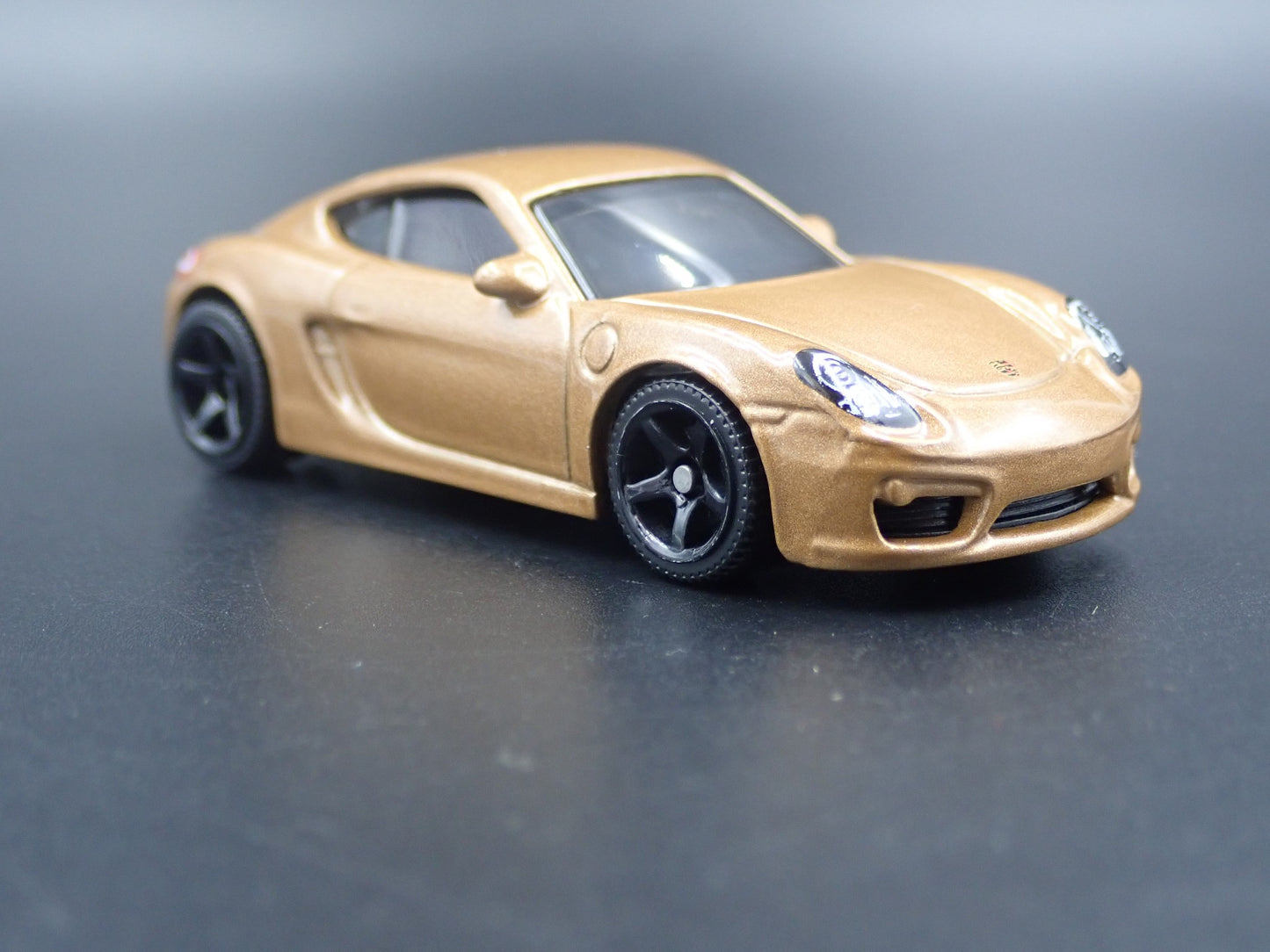 2012-2016 PORSCHE CAYMAN RARE 1:64 SCALE COLLECTIBLE DIORAMA DIECAST MODEL CAR