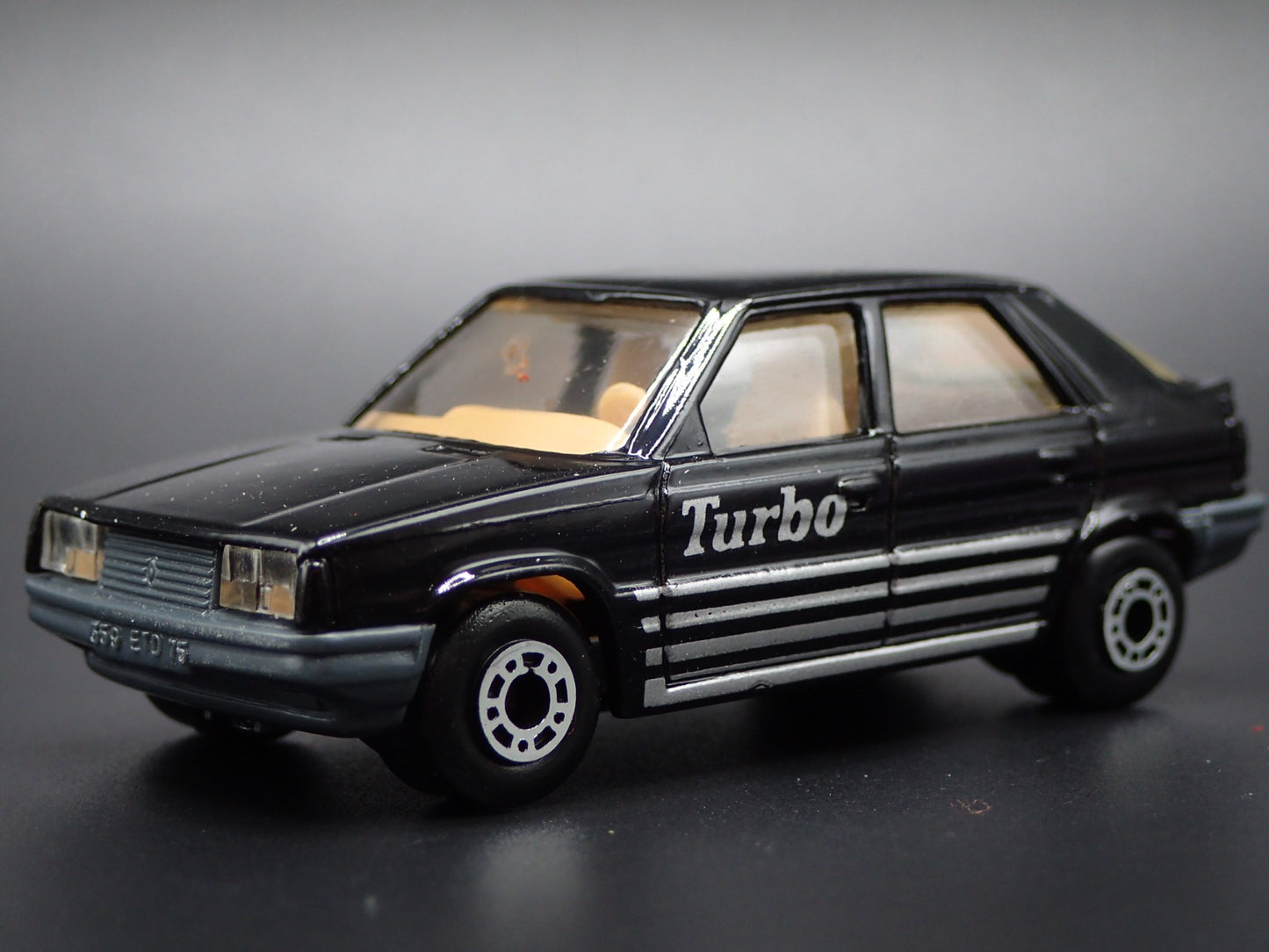 1984-1996 RENAULT 5 TURBO BLACK 1:64 SCALE COLLECTIBLE DIORAMA DIECAST MODEL CAR