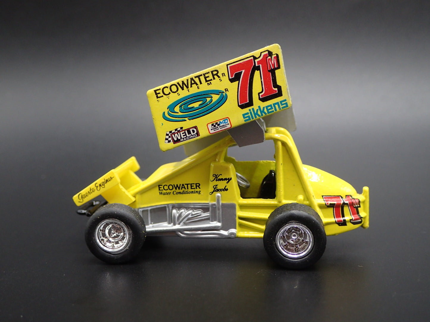 SPRINT CAR #71M KENNY JACOBS ECOWATER 1:64 SCALE DIORAMA DIECAST MODEL CAR