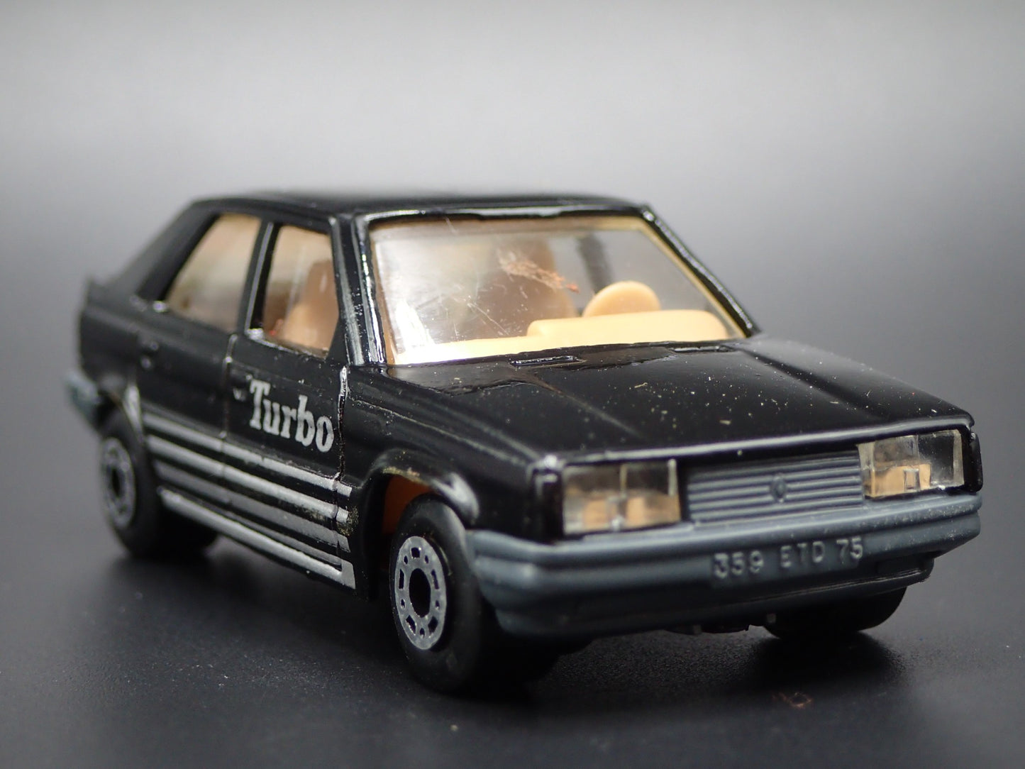 1984-1996 RENAULT 5 TURBO BLACK 1:64 SCALE COLLECTIBLE DIORAMA DIECAST MODEL CAR