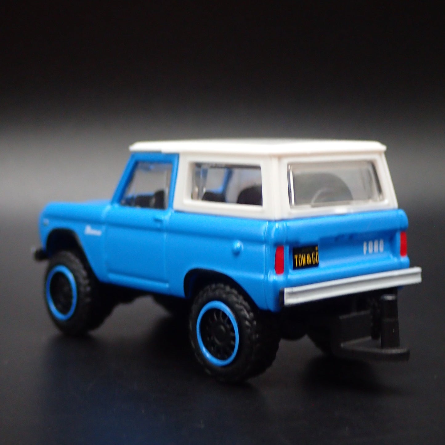 1966 66 FORD BRONCO W/ HITCH 1:64 SCALE COLLECTIBLE DIORAMA DIECAST MODEL CAR