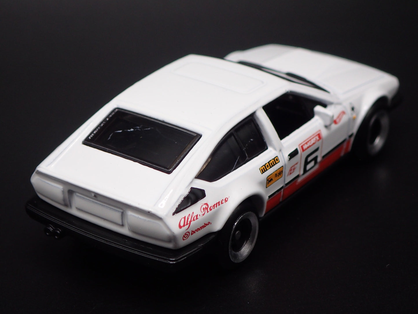 1981-1987 ALFA ROMEO GTV6 3.0 WHITE 1:64 SCALE COLLECTIBLE DIECAST MODEL CAR