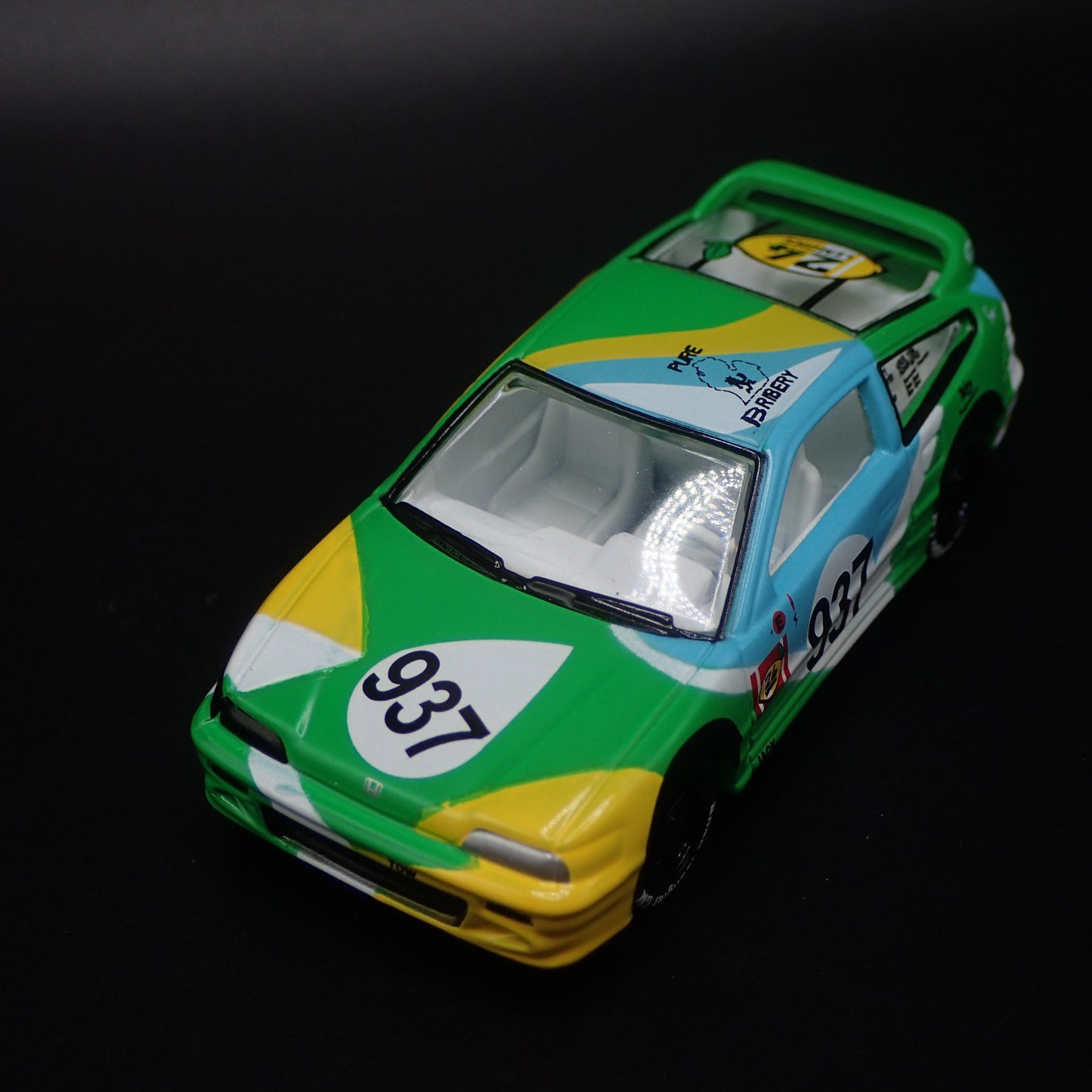 1984-1991 HONDA CRX HATCHBACK 1:64 SCALE COLLECTIBLE DIORAMA DIECAST MODEL CAR