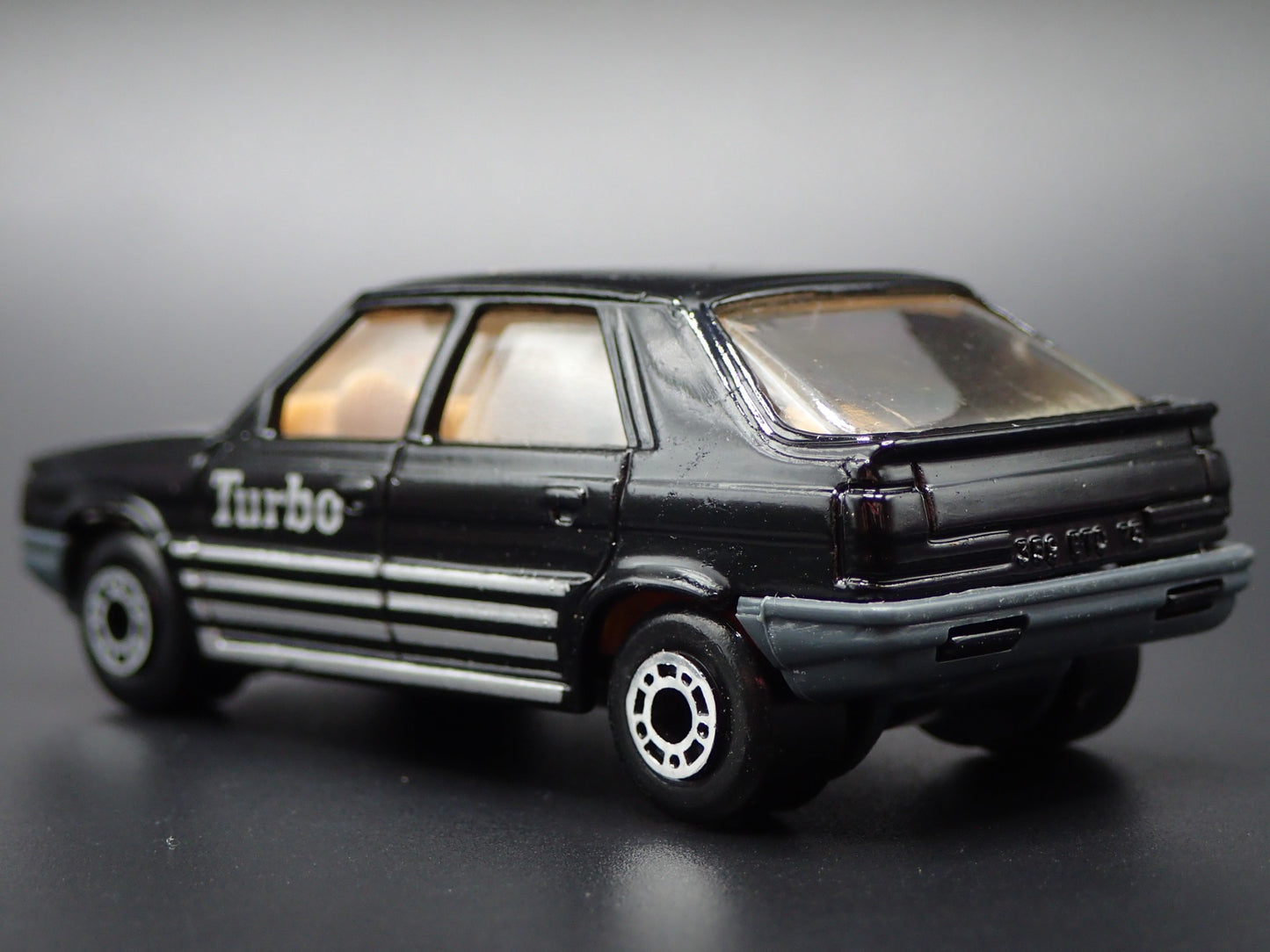 1984-1996 RENAULT 5 TURBO BLACK 1:64 SCALE COLLECTIBLE DIORAMA DIECAST MODEL CAR