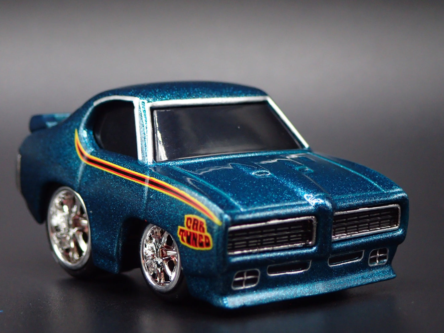 1969 69 PONTIAC GTO JUDGE CAR TUNED RARE 1:64 SCALE DIORAMA DIECAST MODEL CAR