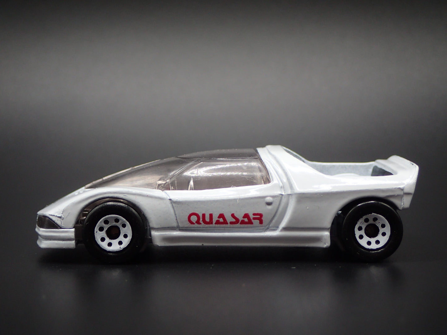 1984 84 PEUGEOT CONCEPT WHITE 1:64 SCALE COLLECTIBLE DIORAMA DIECAST MODEL CAR