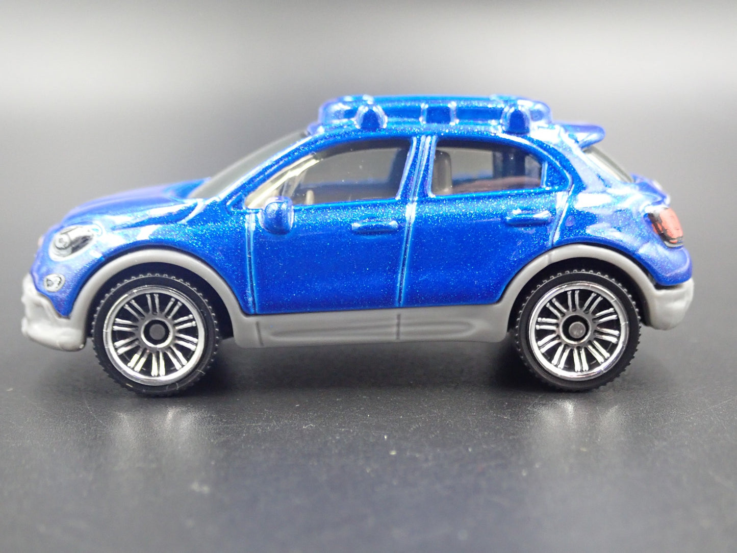 2015-2024 FIAT 500X 4 FOUR DOOR BLUE 1/64 SCALE COLLECTIBLE DIECAST MODEL CAR