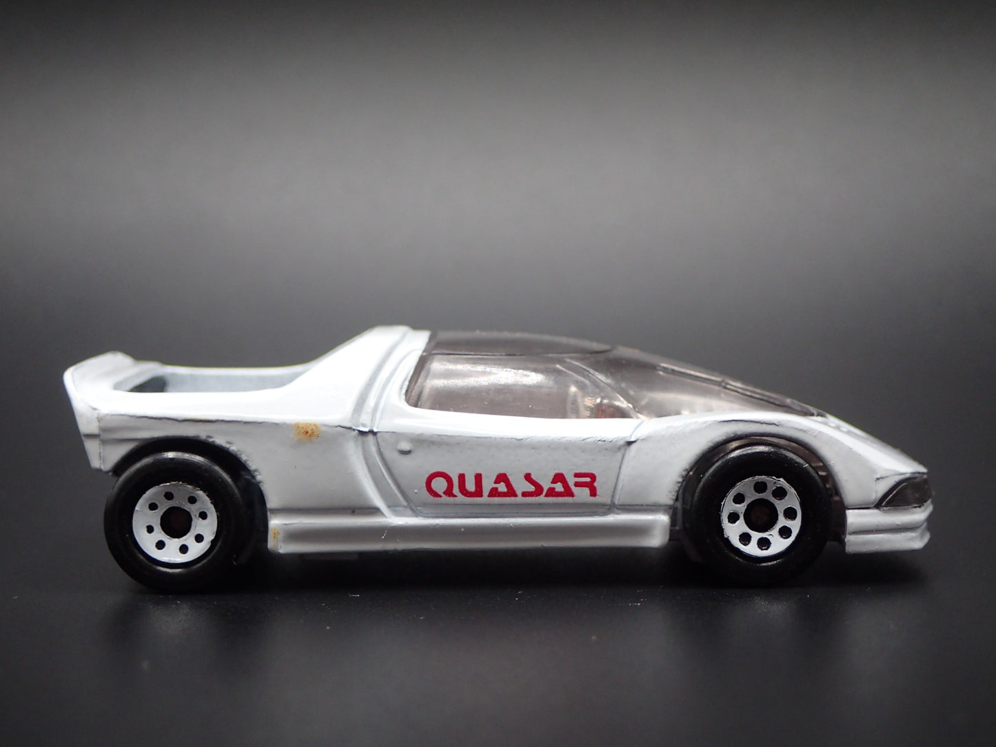 1984 84 PEUGEOT CONCEPT WHITE 1:64 SCALE COLLECTIBLE DIORAMA DIECAST MODEL CAR