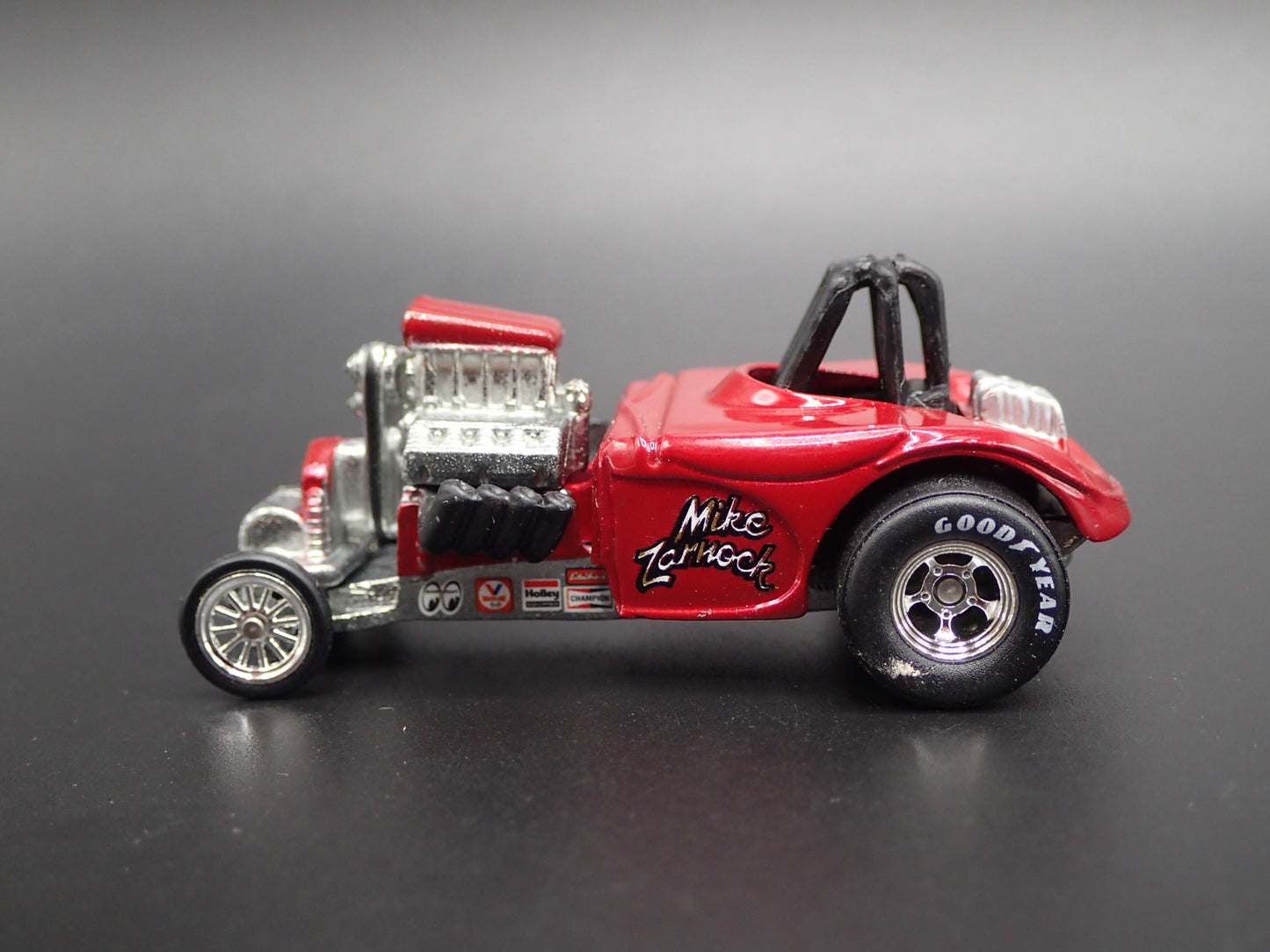 TOPO FUEL ALTERED NHRA ZARNOCK 1/64 SCALE COLLECTIBLE DIORAMA DIECAST MODEL CAR