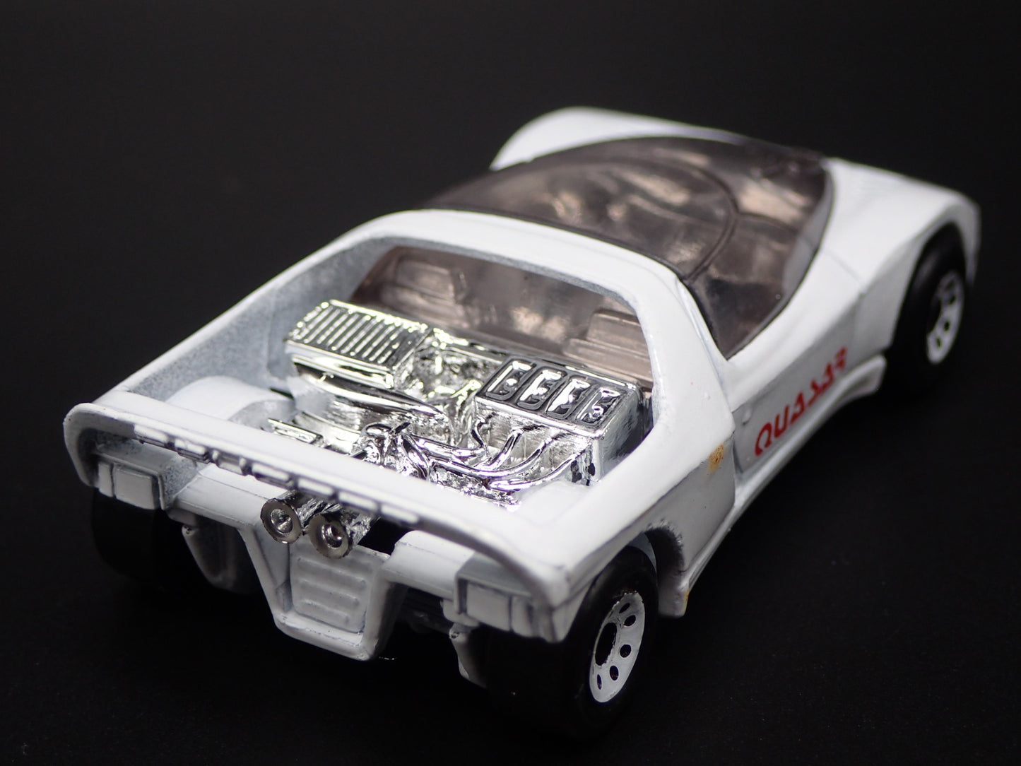 1984 84 PEUGEOT CONCEPT WHITE 1:64 SCALE COLLECTIBLE DIORAMA DIECAST MODEL CAR