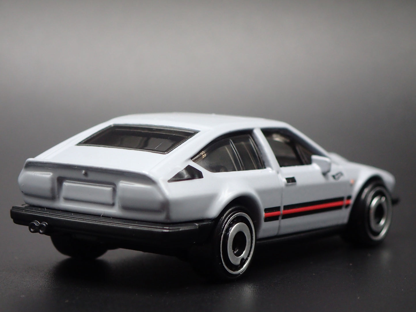 1981-1987 ALFA ROMEO GTV6 3.0 GRAY 1:64 SCALE COLLECTIBLE DIECAST MODEL CAR