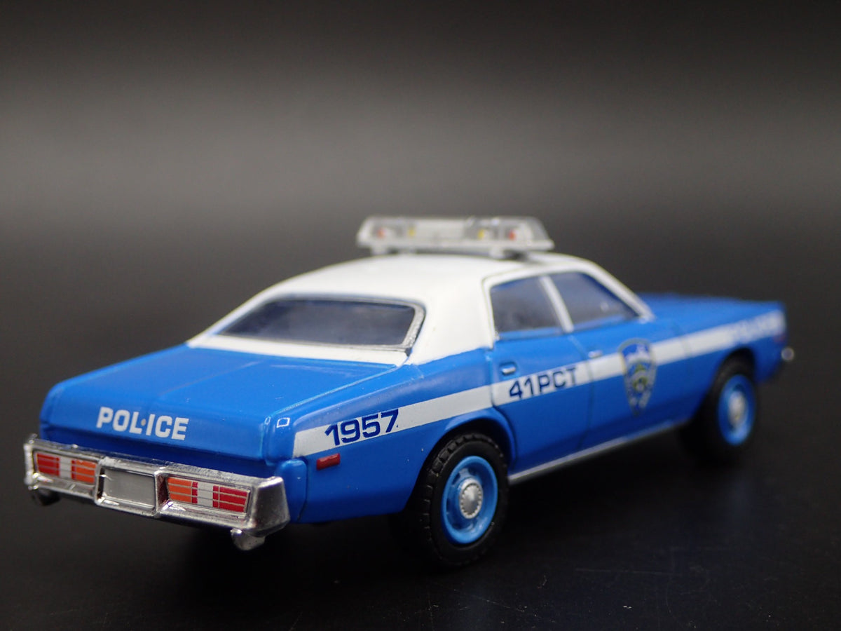 1978 78 DODGE MONACO NYPD RARE 1/64 SCALE COLLECTIBLE DIORAMA DIECAST MODEL CAR-Burning Rubber Toy Company