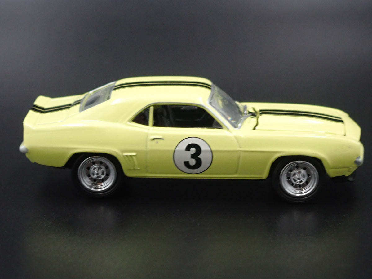1969 69 CHEVY CHEVROLET CAMARO SS 1:64 SCALE COLLECTIBLE DIECAST MODEL CAR