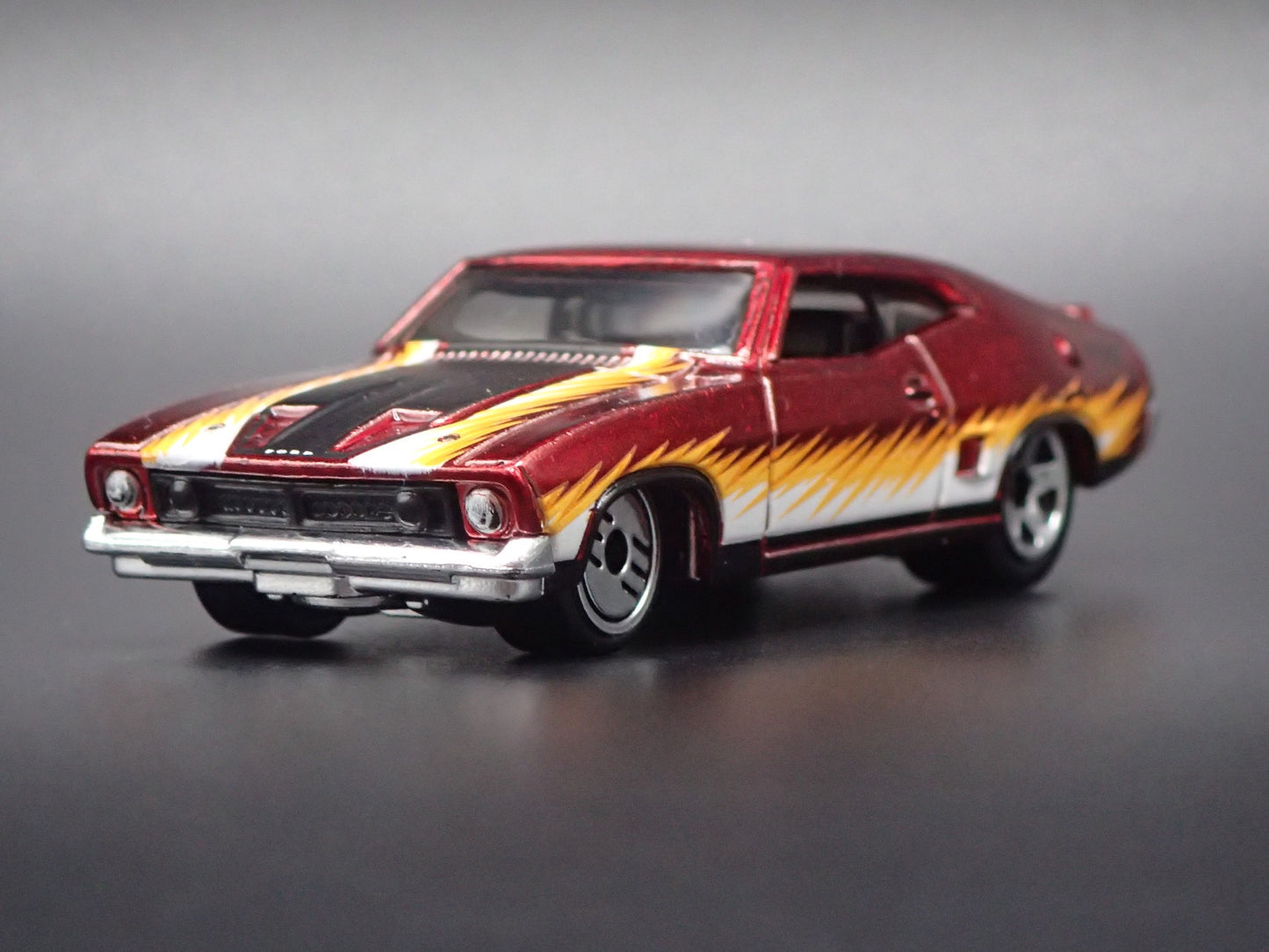 1973 73 FORD FALCON XB RED 1:64 SCALE COLLECTIBLE DIORAMA DIECAST MODEL CAR