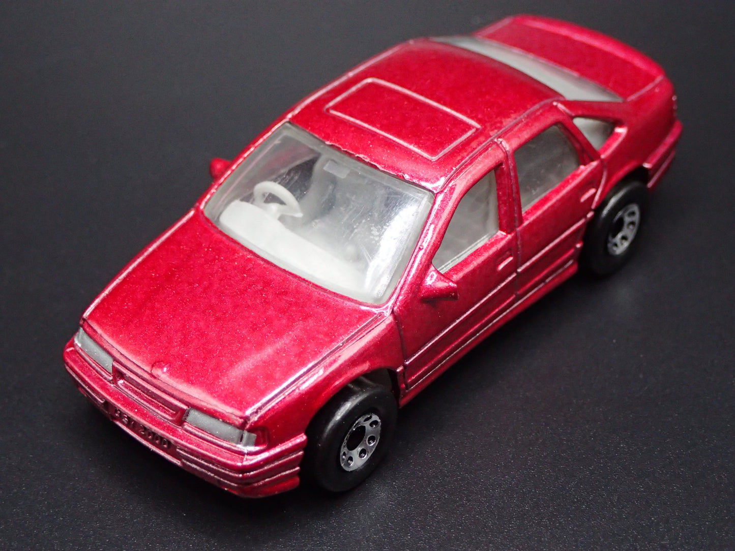 1988-1995 OPEL VECTRA CAVALER GS FOUR DOOR 1:64 SCALE DIORAMA DIECAST MODEL CAR