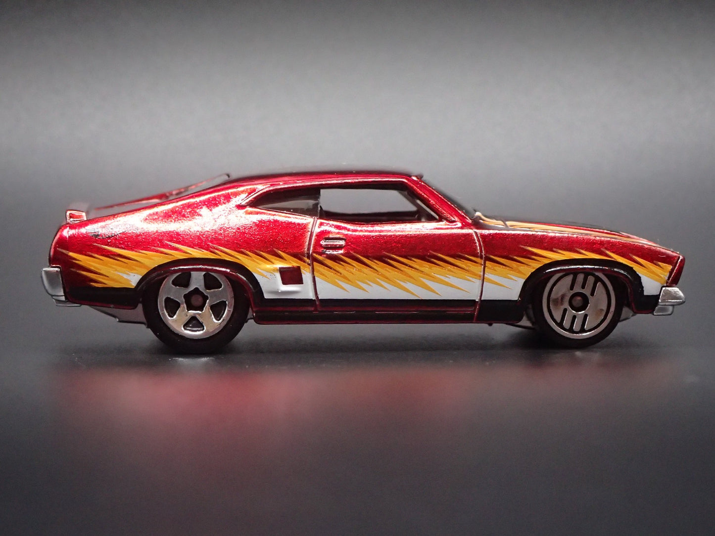 1973 73 FORD FALCON XB RED 1:64 SCALE COLLECTIBLE DIORAMA DIECAST MODEL CAR