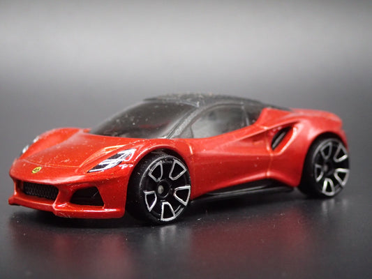 2021-2025 LOTUS EMIRA ORANGE 1/64 SCALE COLLECTIBLE DIORAMA DIECAST MODEL CAR