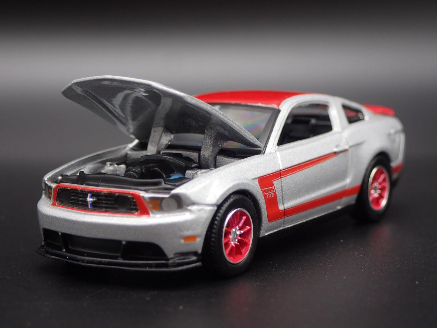 2012 12 FORD MUSTANG BOSS 302 LAGUNA SECA SILVER 1/64 SCALE DIECAST MODEL CAR