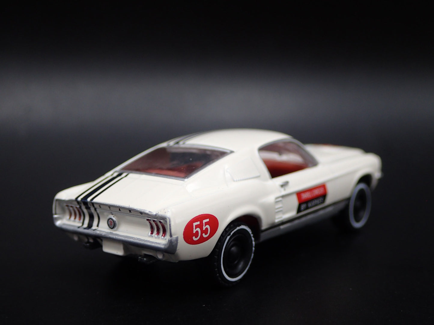 1967 67 FORD MUSTANG FASTBACK WHITE 1:64 SCALE COLLECTIBLE DIECAST MODEL CAR