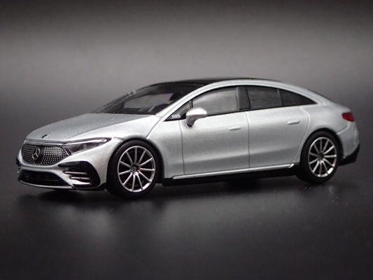2022-2026 MERCEDES-BENZ EQS 580 4MATIC 1:64 SCALE COLLECTIBLE DIECAST MODEL CAR