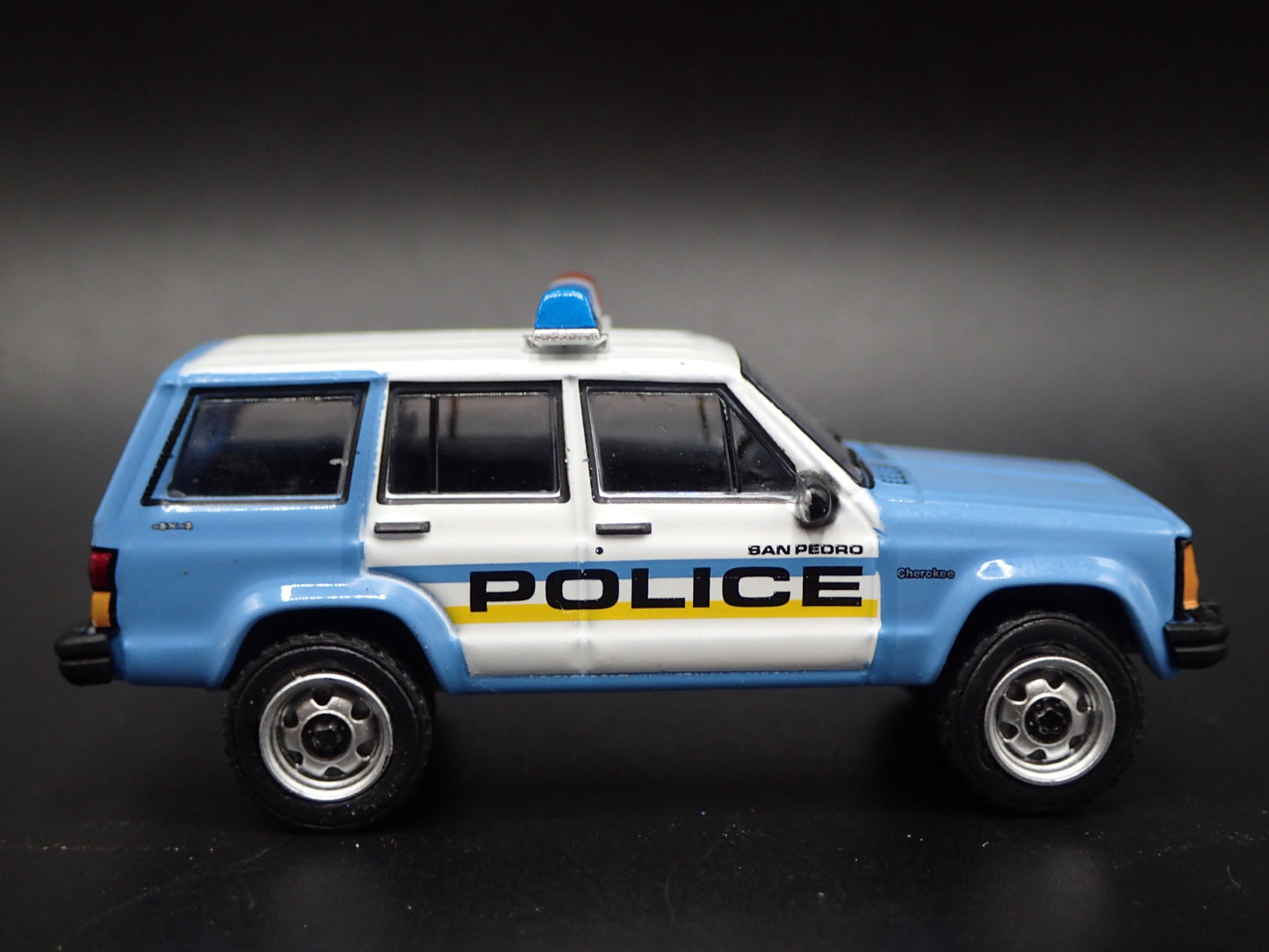 JEEP CHEROKEE XJ SPORT 4 DOOR SAN PEDRO CA POLICE 1:64 SCALE DIECAST MODEL CAR