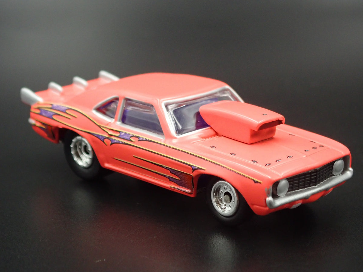 1969 CHEVY CHEVROLET CAMARO PRO STREET RARE 1:64 SCALE DIORAMA DIECAST MODEL CAR