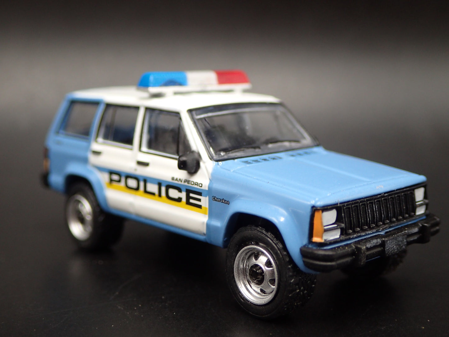 JEEP CHEROKEE XJ SPORT 4 DOOR SAN PEDRO CA POLICE 1:64 SCALE DIECAST MODEL CAR
