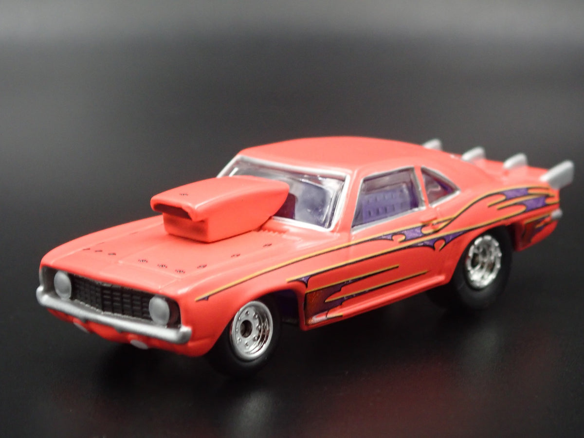 1969 CHEVY CHEVROLET CAMARO PRO STREET RARE 1:64 SCALE DIORAMA DIECAST MODEL CAR