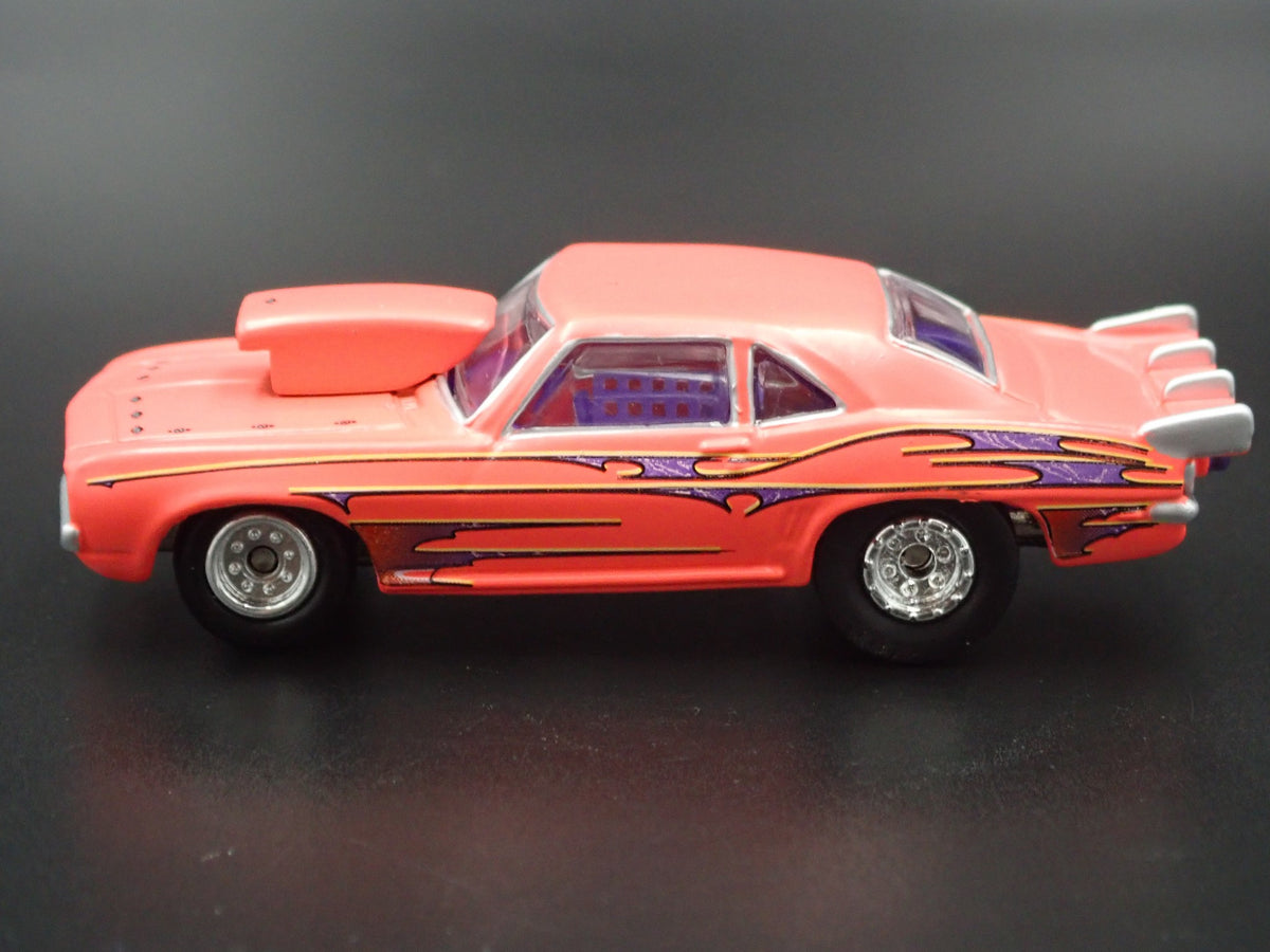 1969 CHEVY CHEVROLET CAMARO PRO STREET RARE 1:64 SCALE DIORAMA DIECAST MODEL CAR