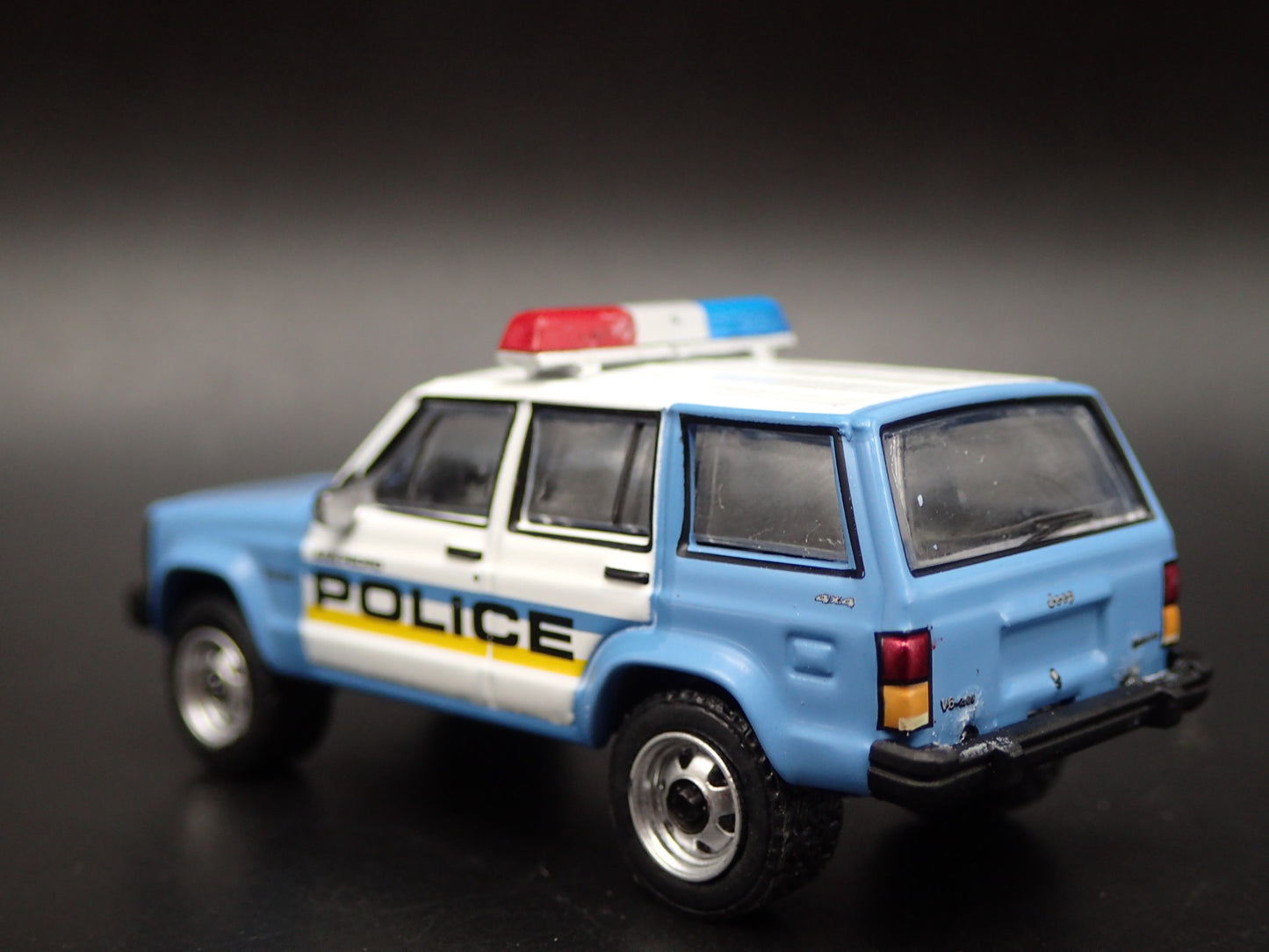 JEEP CHEROKEE XJ SPORT 4 DOOR SAN PEDRO CA POLICE 1:64 SCALE DIECAST MODEL CAR
