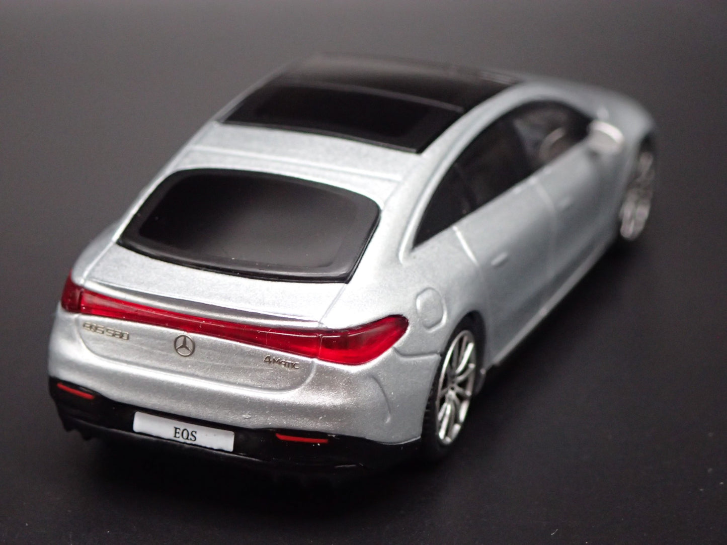 2022-2026 MERCEDES-BENZ EQS 580 4MATIC 1:64 SCALE COLLECTIBLE DIECAST MODEL CAR