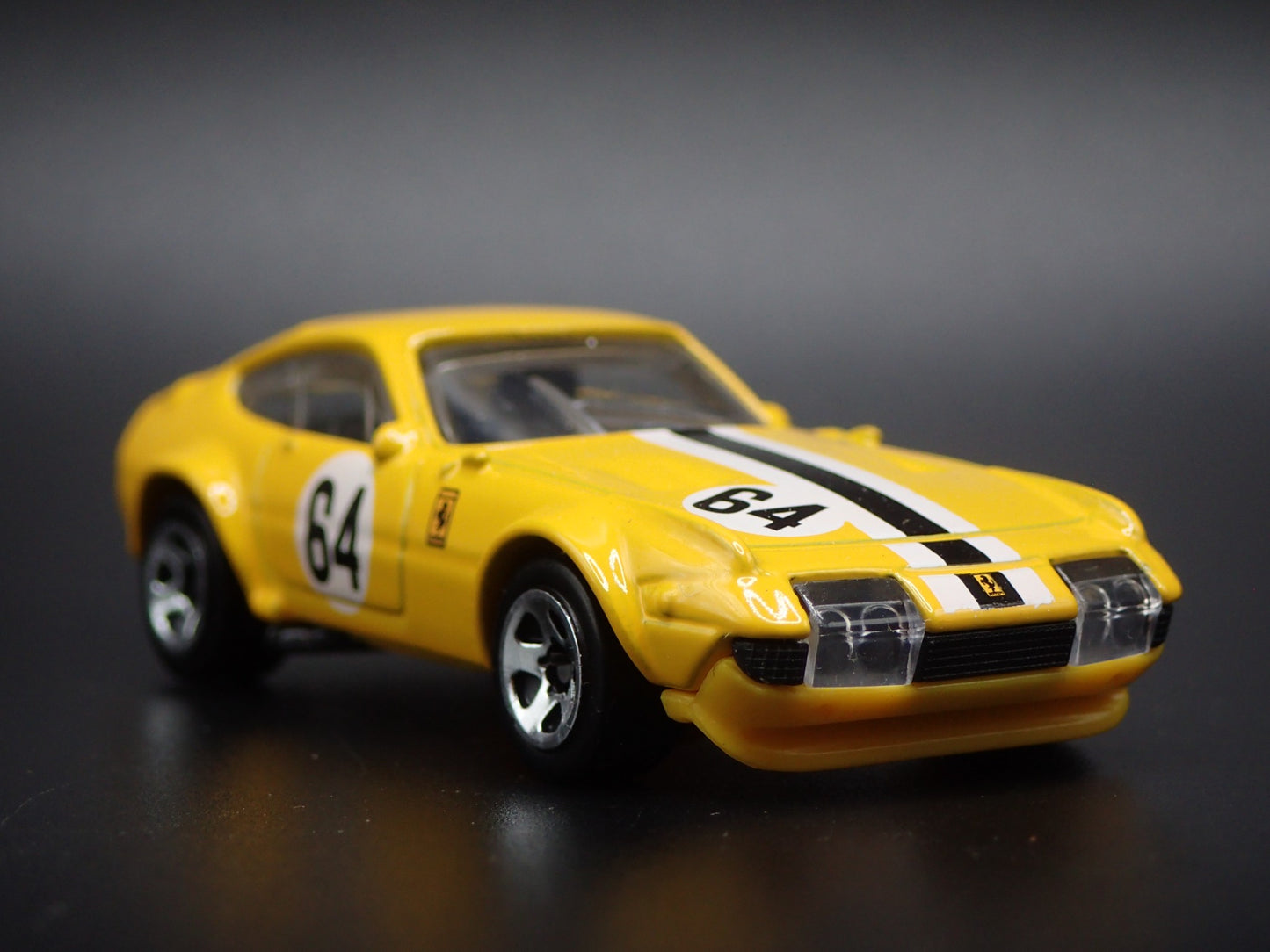 1968-1973 FERRARI 365 GTB4 COMPETIZIONE YEL 1:64 SCALE DIORAMA DIECAST MODEL CAR
