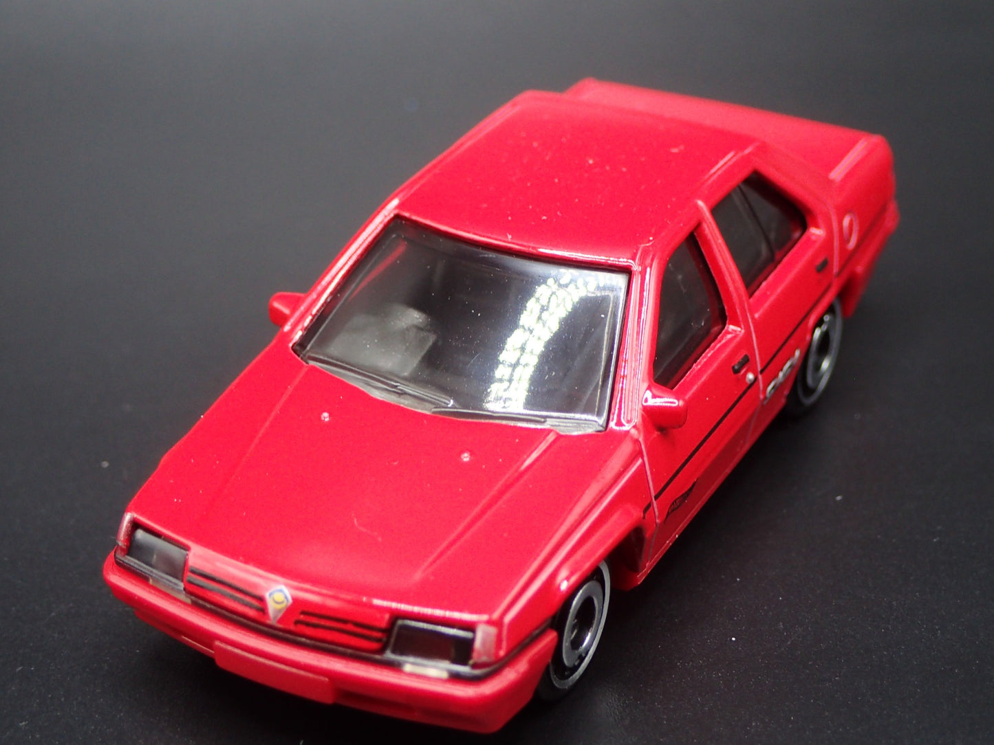 1985-1992 PROTON SAGA 4 FOUR DOOR RED 1:64 SCALE DIORAMA DIECAST MODEL CAR