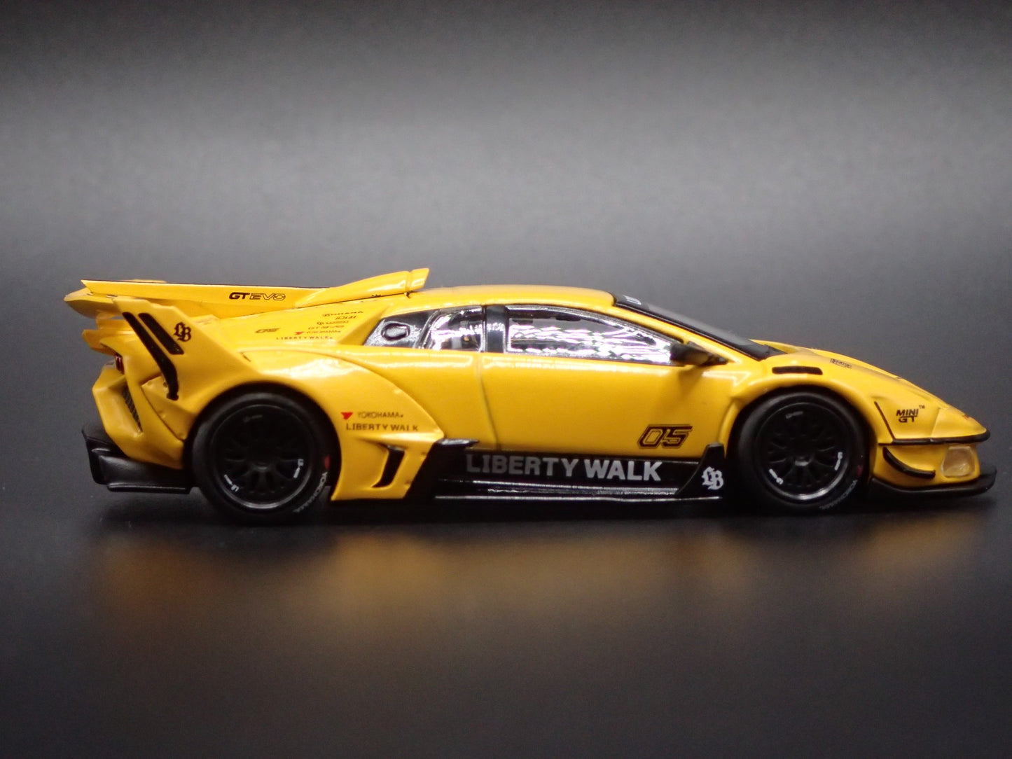 LAMBORGHINI MURCIELAGO GT EVO LB SILHOUETTE WORKS 1:64 SCALE DIECAST MODEL CAR