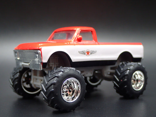 1972 72 CHEVROLET CHEYENNE PICKUP TRUCK 4X4 TEXACO 1:64 SCALE DIECAST MODEL CAR