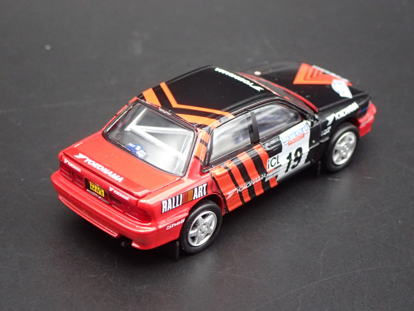 MITSUBISHI GALANT VR4 #19 YOKOHAMA PIAA RALLI ART 1:64 SCALE DIECAST MODEL CAR