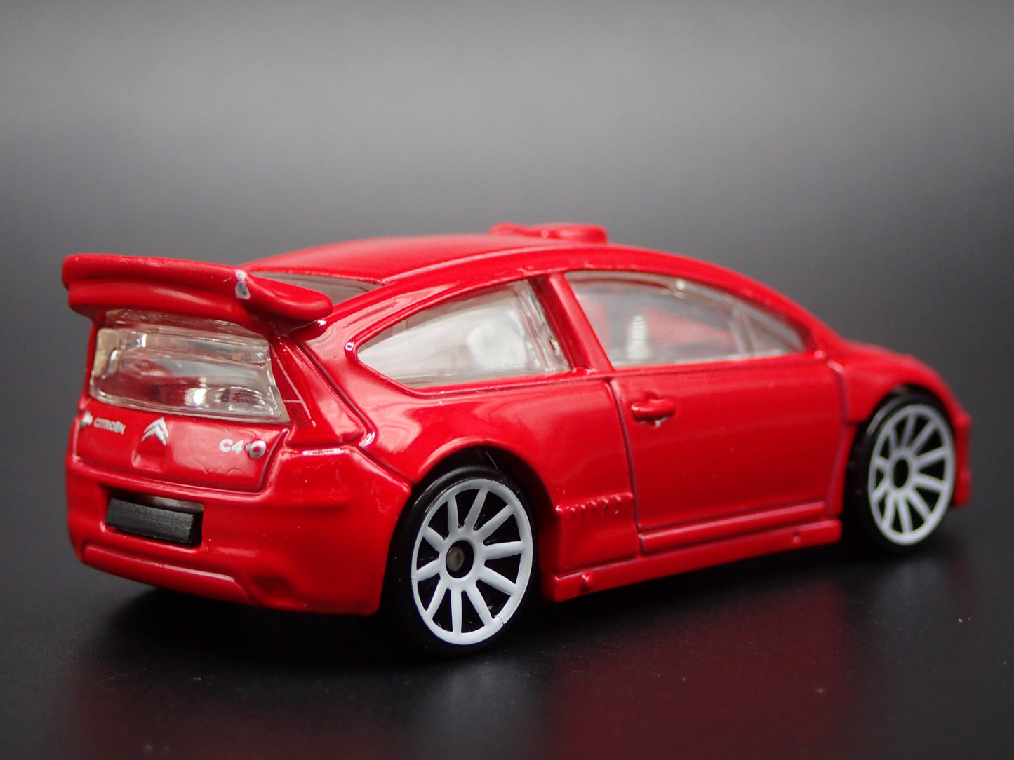 2007-2010 CITROEN C4 RALLY RED 1:64 SCALE COLLECTIBLE DIORAMA DIECAST MODEL CAR