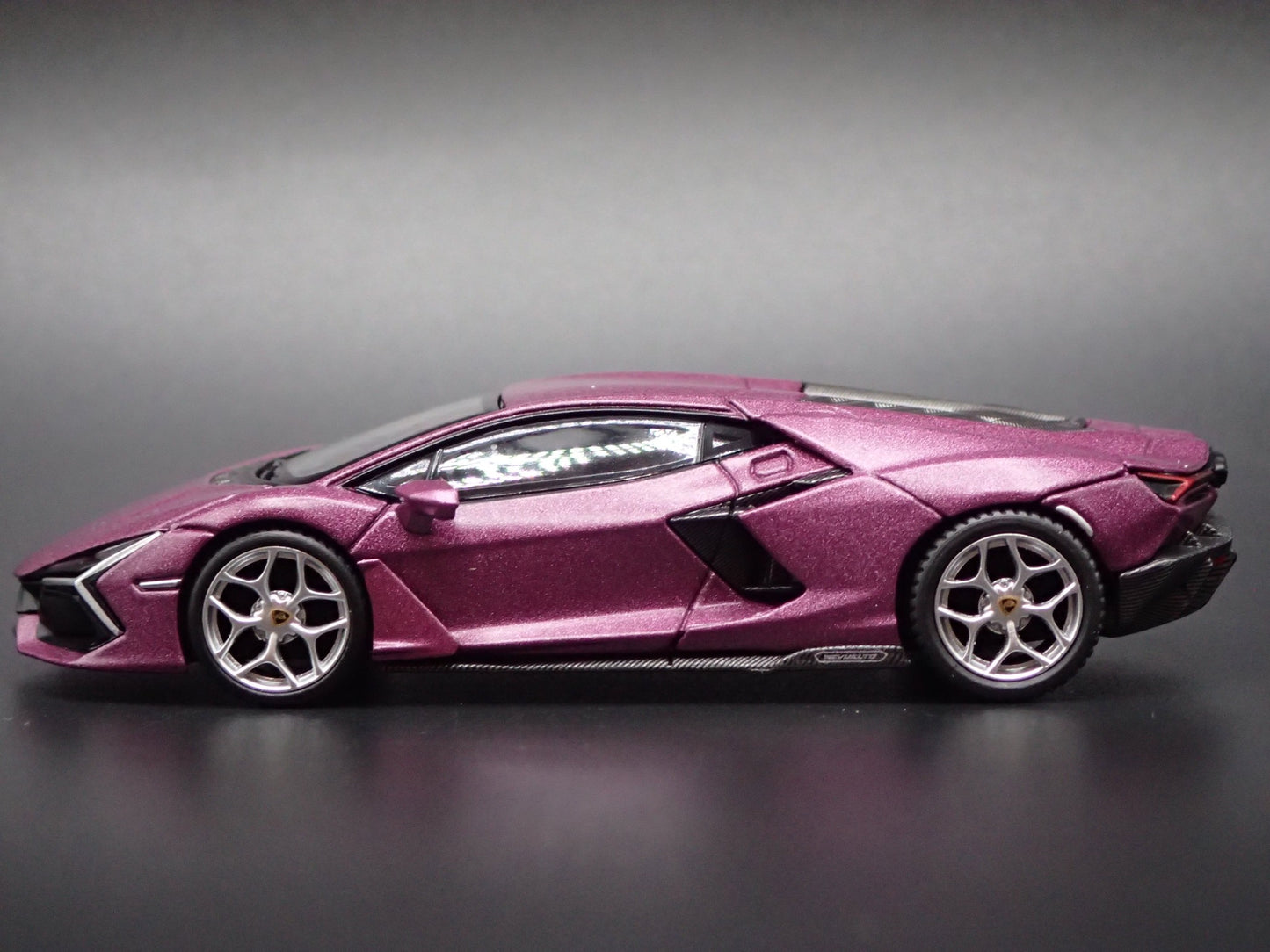 2024-2026 LAMBORGHINI REVUELTO SUPER CAR PURPLE 1:64 SCALE DIECAST MODEL CAR