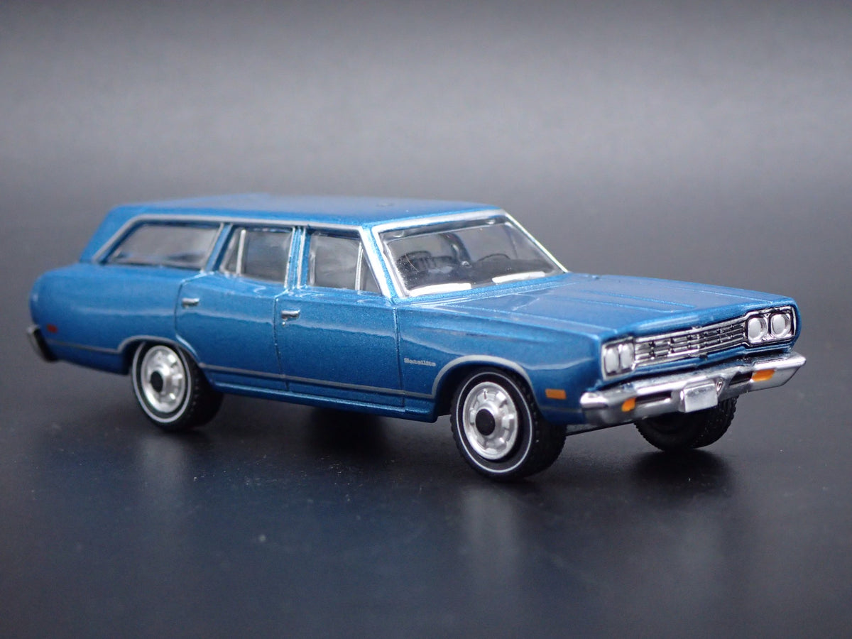 1969 69 PLYMOUTH SATELLITE STATION WAGON 1:64 SCALE DIORAMA DIECAST MODEL CAR-Burning Rubber Toy Company