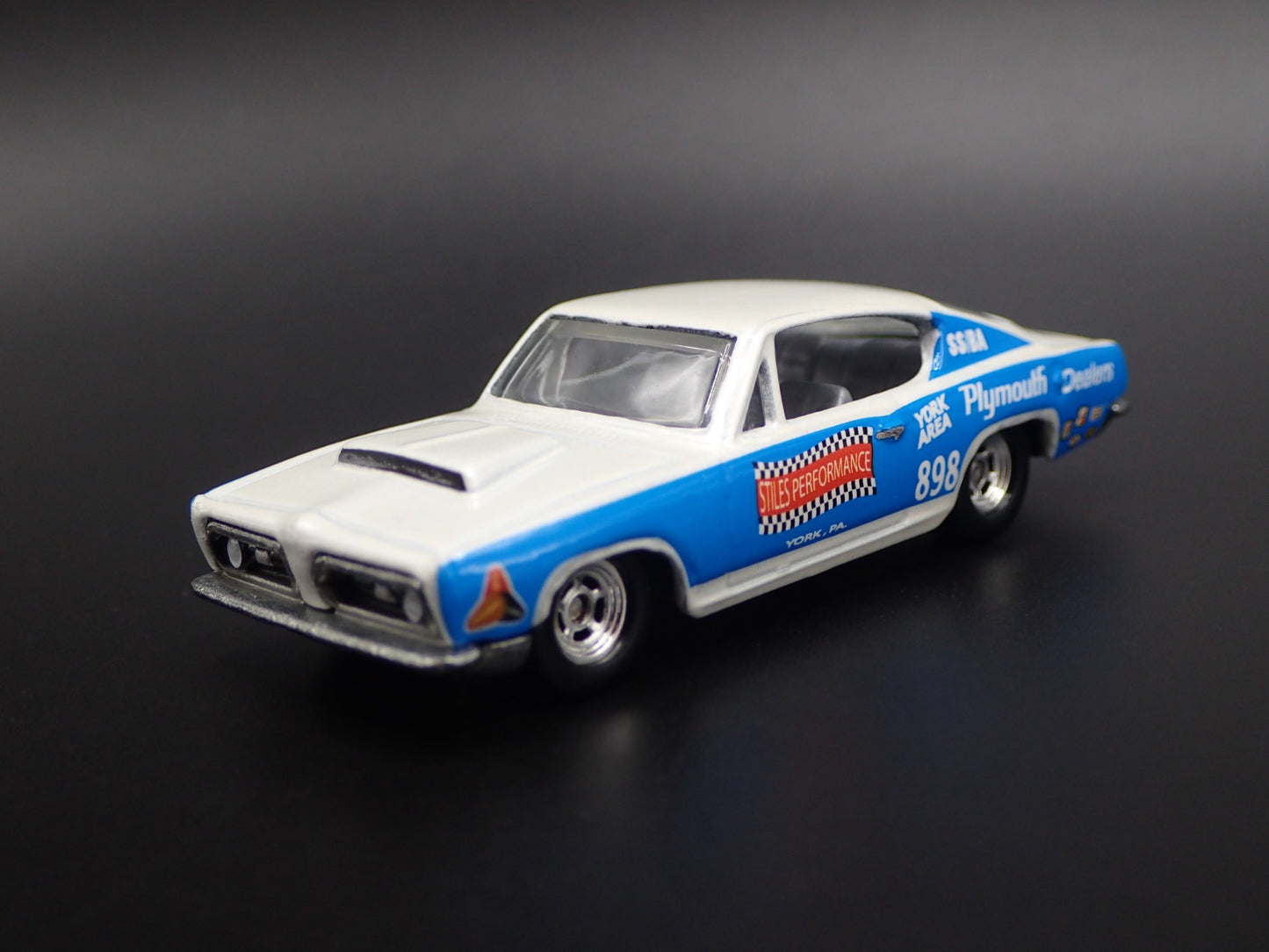 1968 PLYMOUTH BARRACUDA CUDA SUPER STOCK BILL STILE 1/64 SCALE DIECAST MODEL CAR