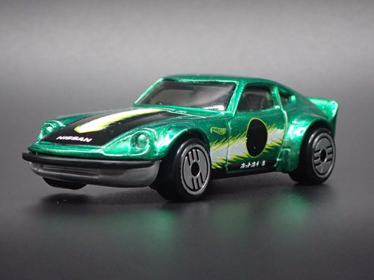 1970-1973 NISSAN FAIRLADY Z 240Z JDM GREEN 1/64 SCALE DIORAMA DIECAST MODEL CAR
