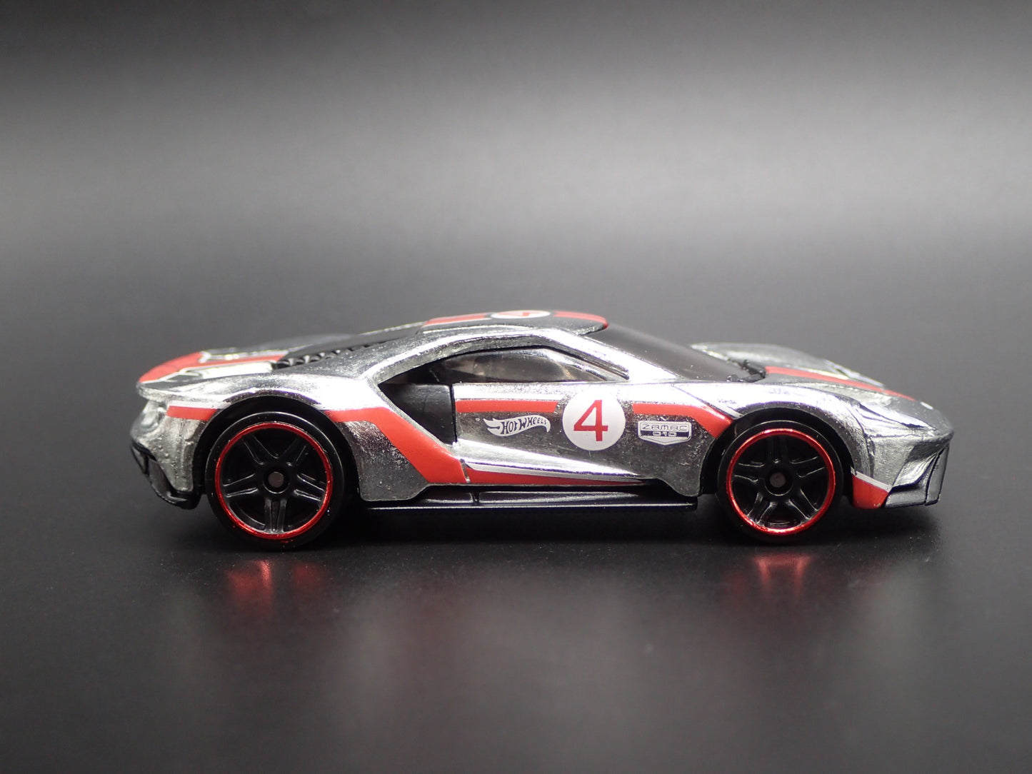2017-2022 FORD GT SUPERCAR SILVER RARE 1:64 SCALE COLLECTIBLE DIECAST MODEL CAR