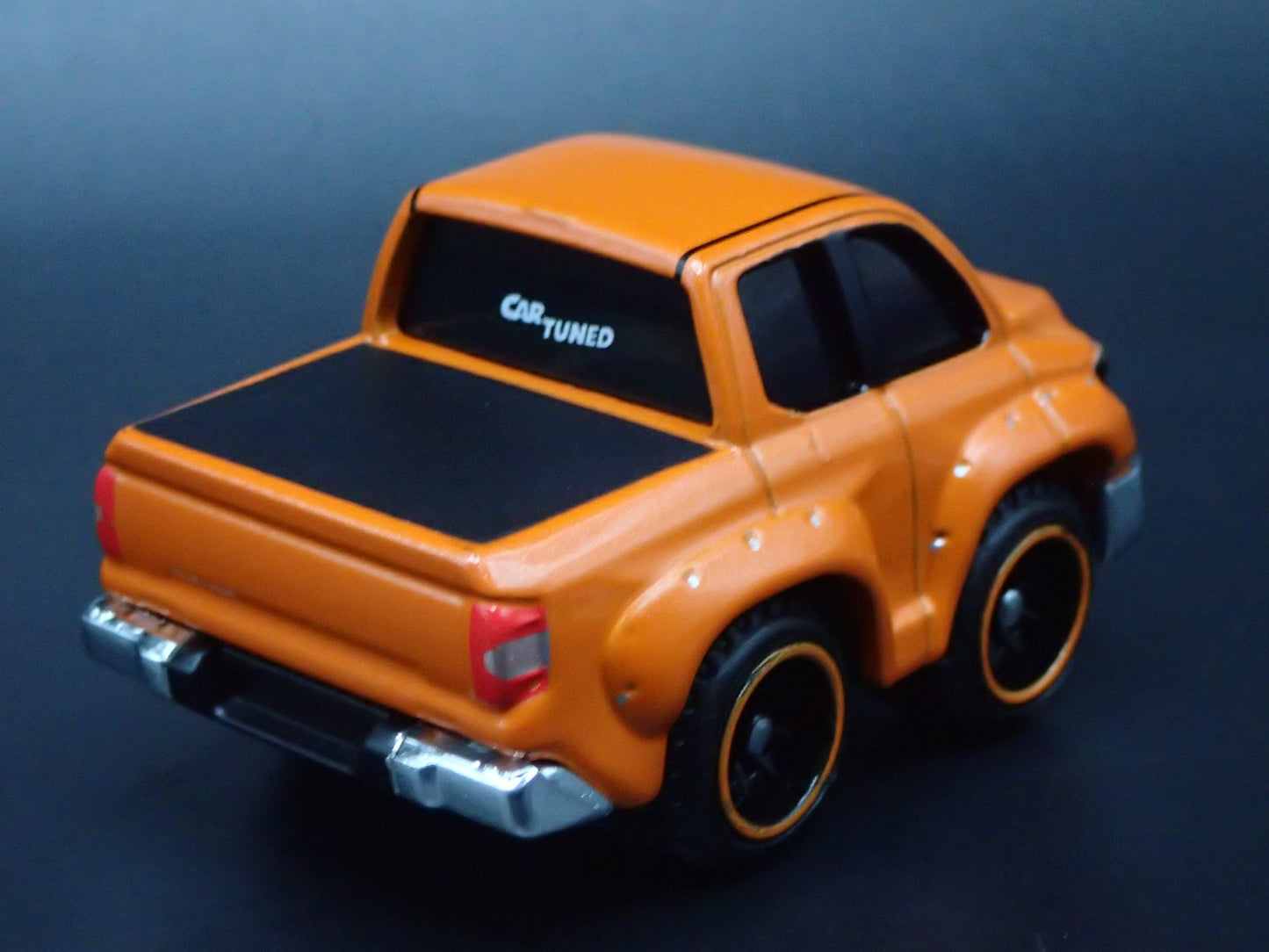 2015 TOYOTA TUNDRA PICKUP TRUCK CAR TUNED 1/64 SCALE DIORAMA DIECAST MODEL CAR