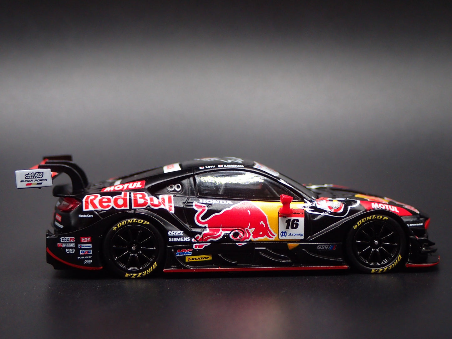 HONDA NSX GT3 S #16 2022 SUPER GT SERIES RED BULL 1:64 SCALE DIECAST MODEL CAR