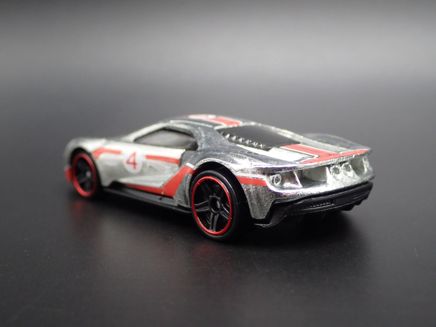 2017-2022 FORD GT SUPERCAR SILVER RARE 1:64 SCALE COLLECTIBLE DIECAST MODEL CAR
