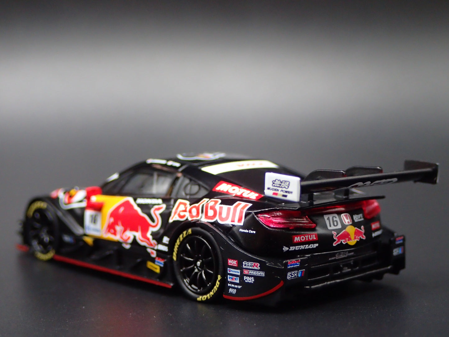 HONDA NSX GT3 S #16 2022 SUPER GT SERIES RED BULL 1:64 SCALE DIECAST MODEL CAR