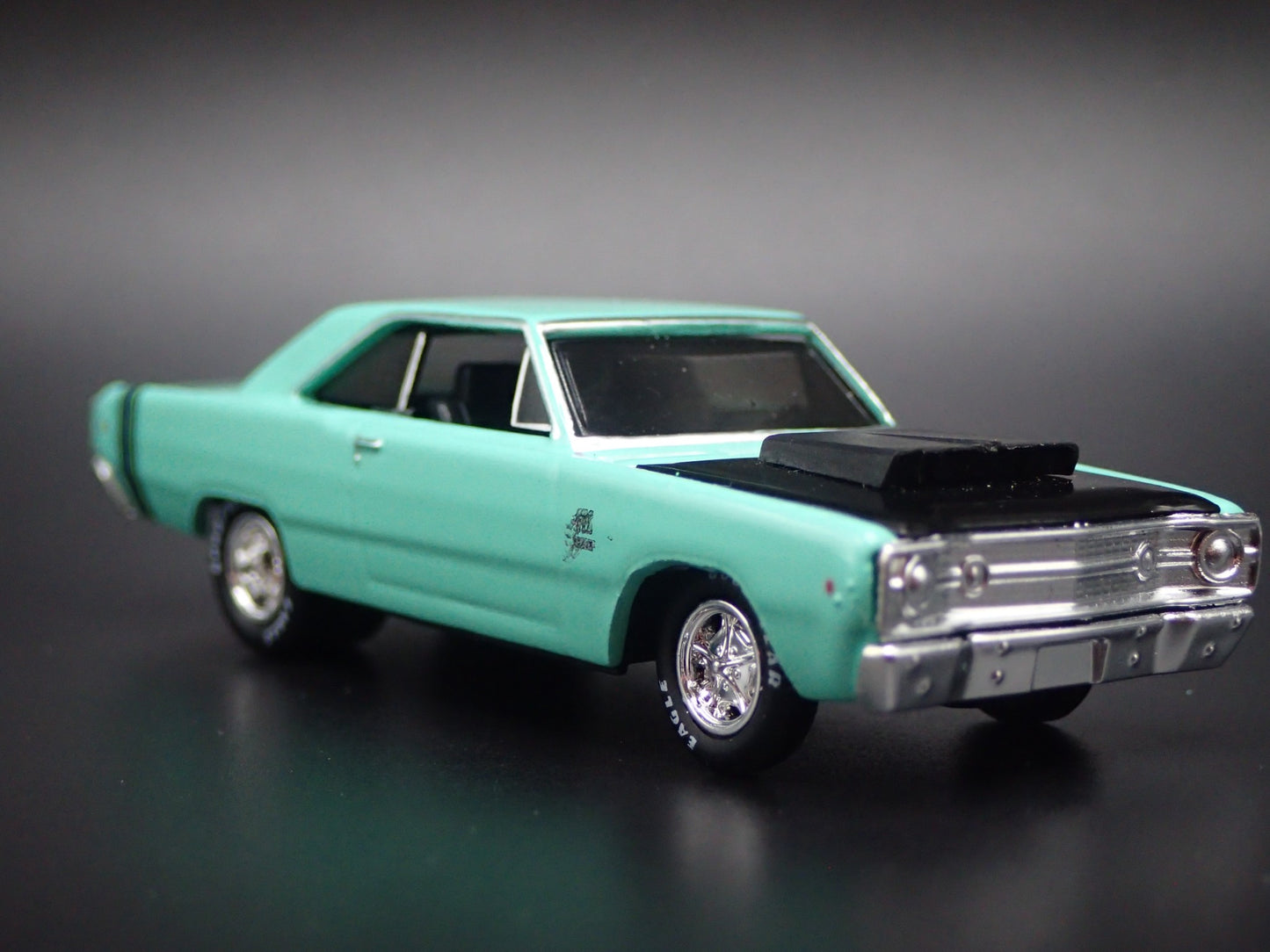 1968 68 DODGE DART GTS RARE 1:64 SCALE COLLECTIBLE DIORAMA DIECAST MODEL CAR