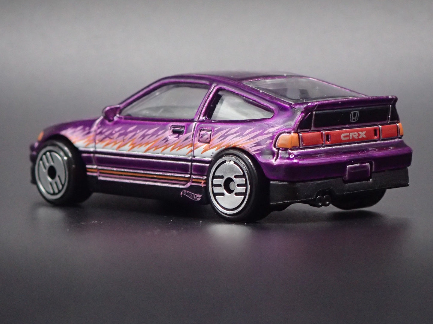1984-1987 HONDA CRX PURPLE 1:64 SCALE COLLECTIBLE DIORAMA DIECAST MODEL CAR