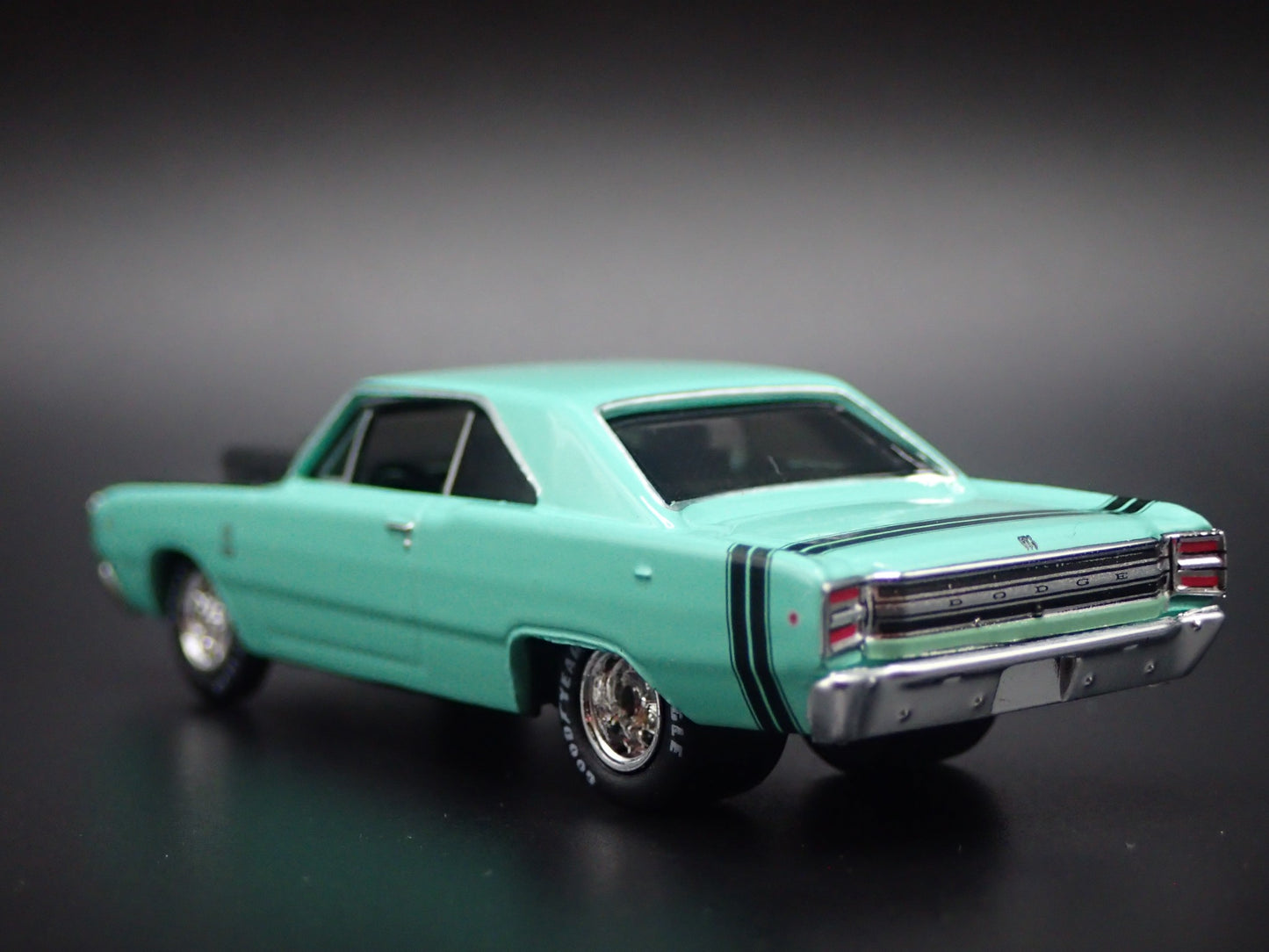 1968 68 DODGE DART GTS RARE 1:64 SCALE COLLECTIBLE DIORAMA DIECAST MODEL CAR